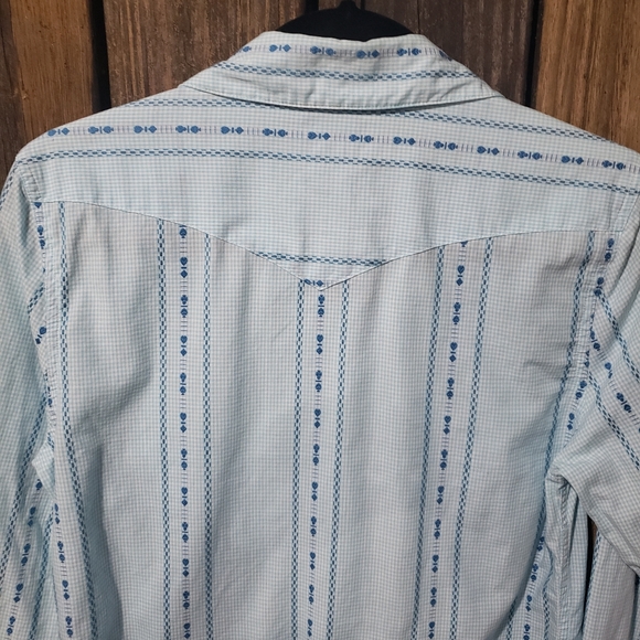 Lucky Brand Size M Snap Front Western Top Blue Embroidered - Picture 7 of 9